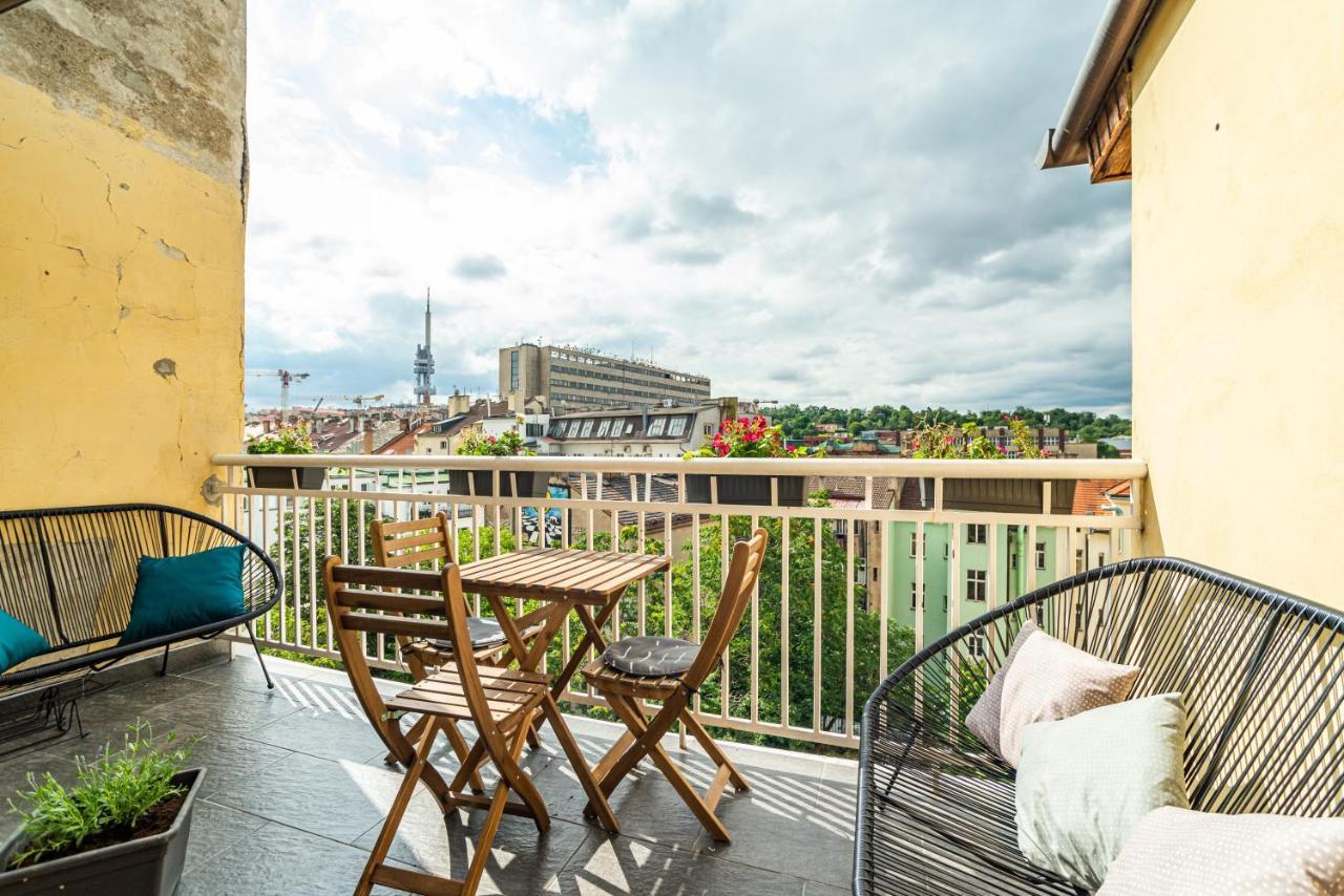 Central, Spacious, Modern 5 Bedrm Duplex W/Balcony Prague Luaran gambar