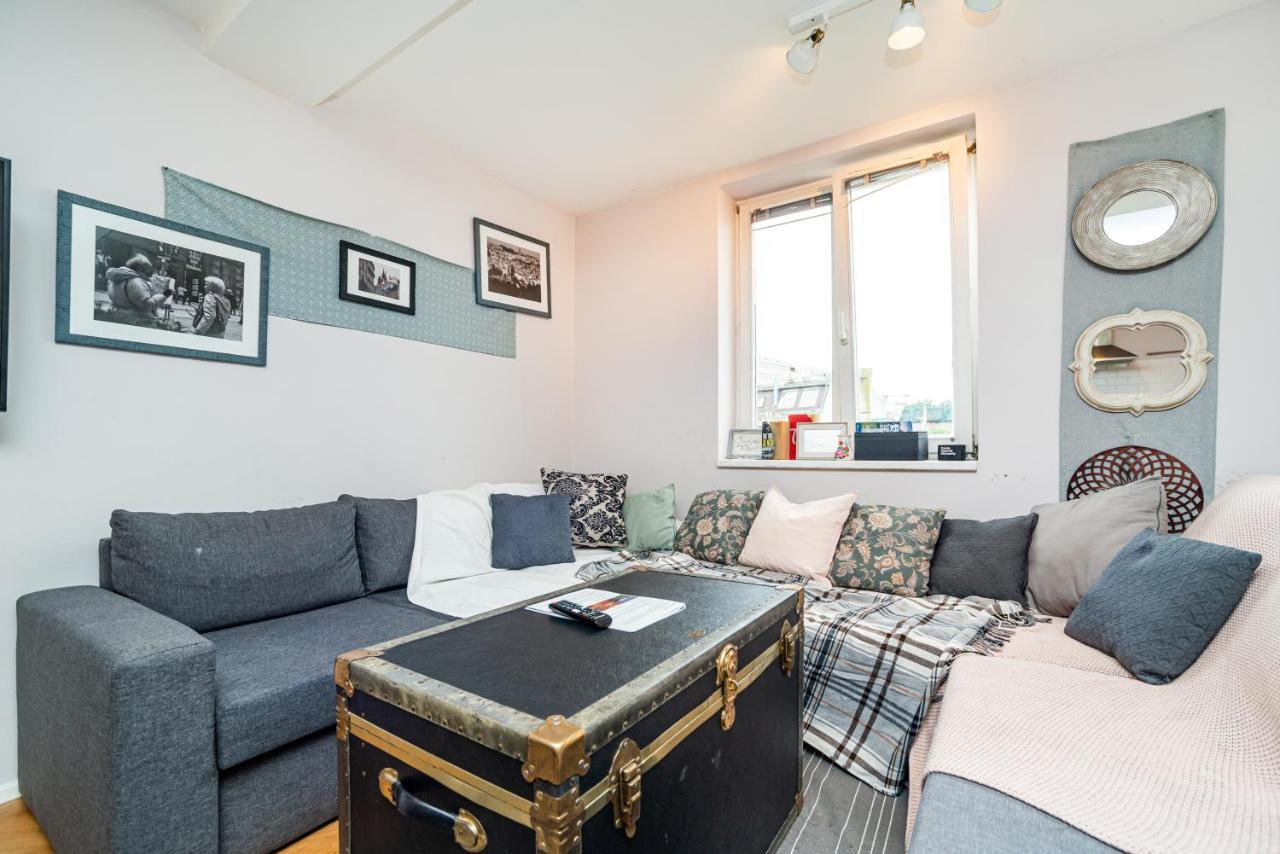 Central, Spacious, Modern 5 Bedrm Duplex W/Balcony Prague Luaran gambar