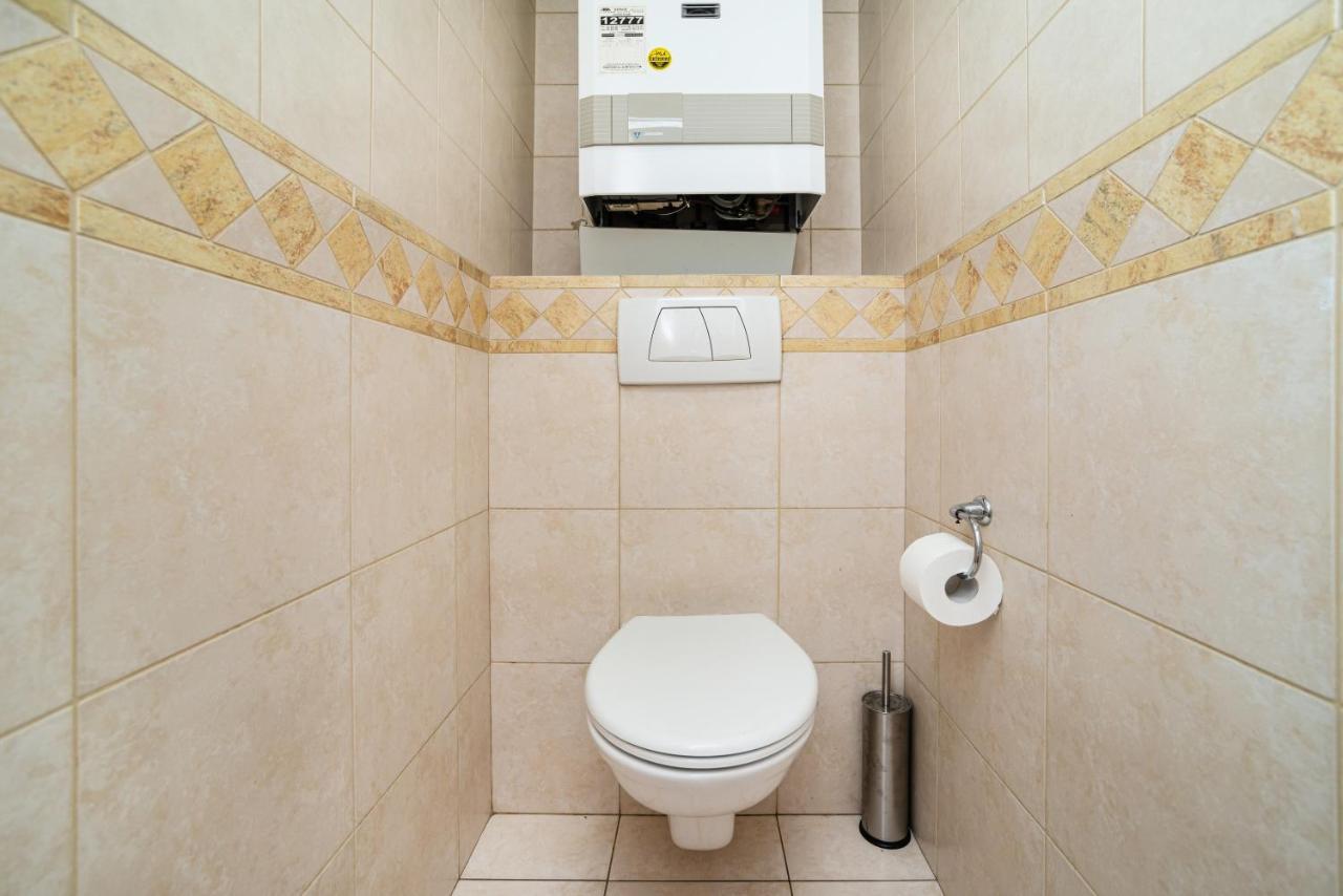 Central, Spacious, Modern 5 Bedrm Duplex W/Balcony Prague Luaran gambar